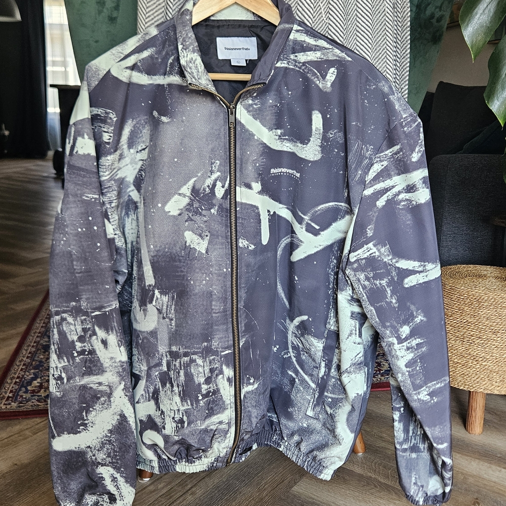BNWOT thisisneverthat Jacket for Men